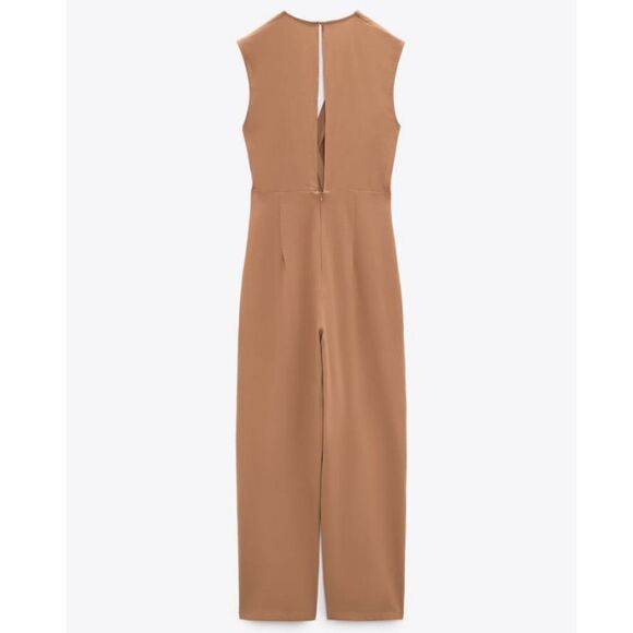 Zara   - Picture 3 of 9